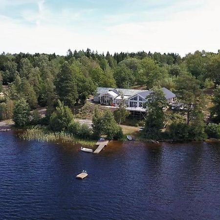 Stenhaella Bed&Breakfast Holmsjö Esterno foto