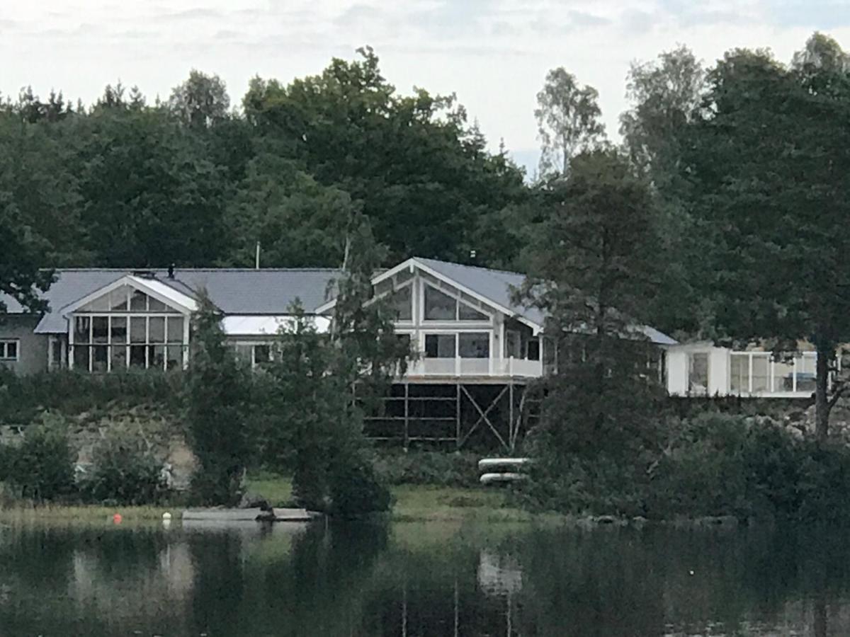 Stenhaella Bed&Breakfast Holmsjö Esterno foto