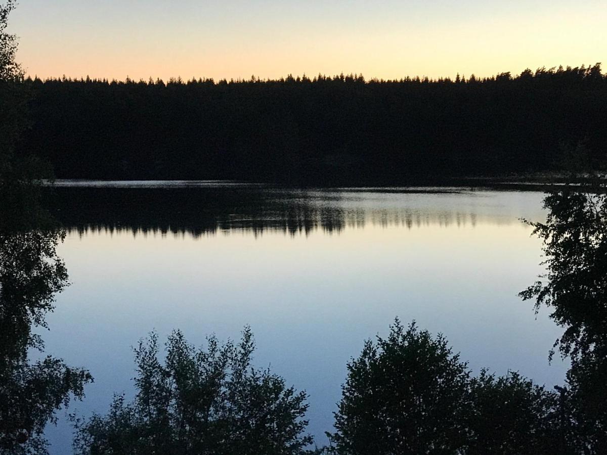 Stenhaella Bed&Breakfast Holmsjö Esterno foto