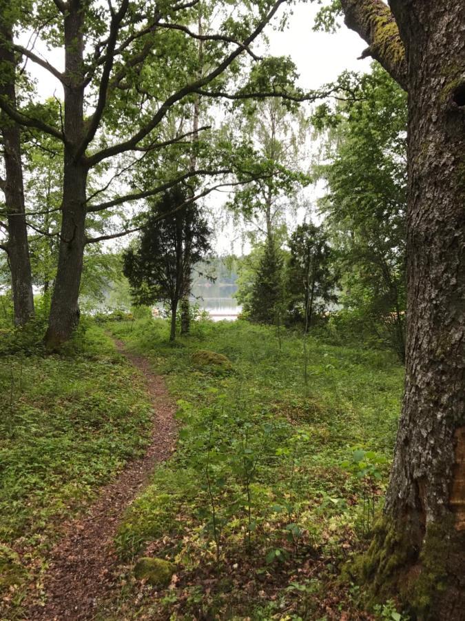 Stenhaella Bed&Breakfast Holmsjö Esterno foto