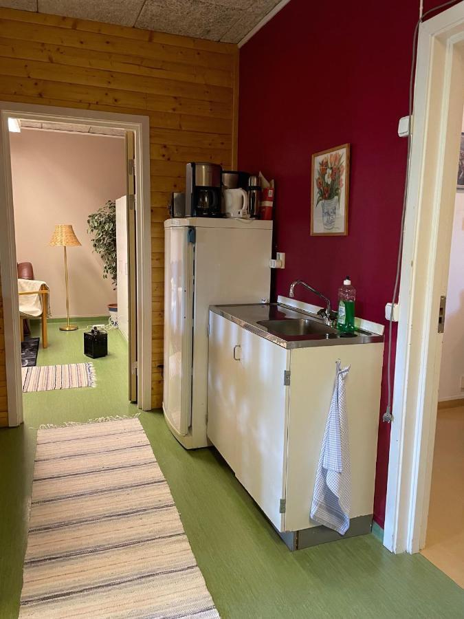 Stenhaella Bed&Breakfast Holmsjö Esterno foto