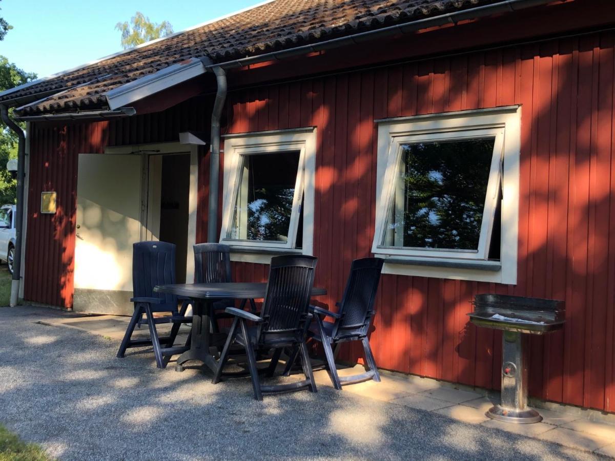 Stenhaella Bed&Breakfast Holmsjö Esterno foto